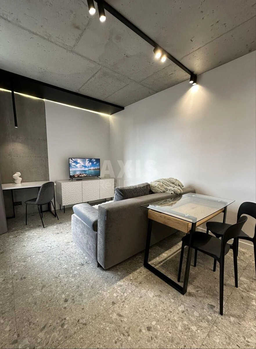 1k apartment pr-t Yevropeyskoho Soyuzu 53/46633710