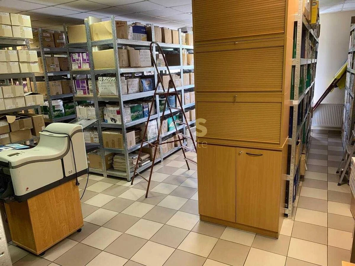 Office vul. Krakivs'ka 15/17, 209m2570686