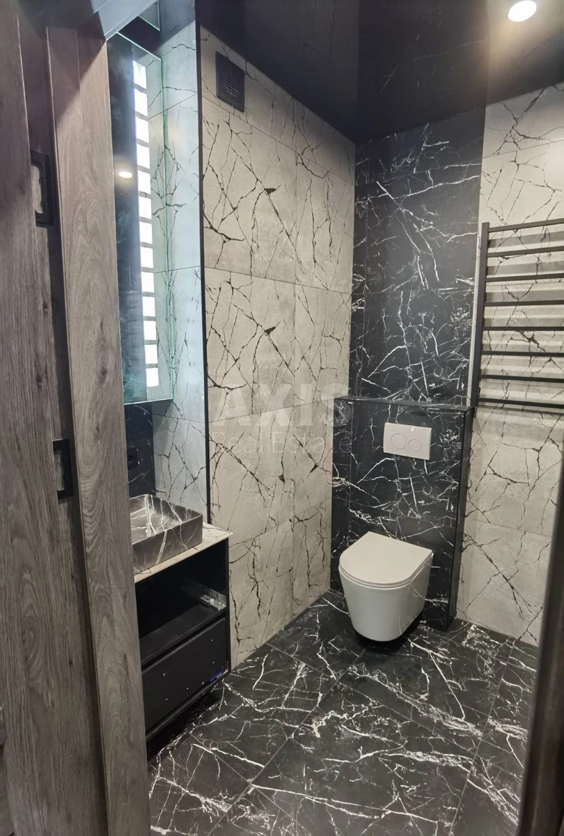 1k apartment vul. Grechka Marshala 12К6047812