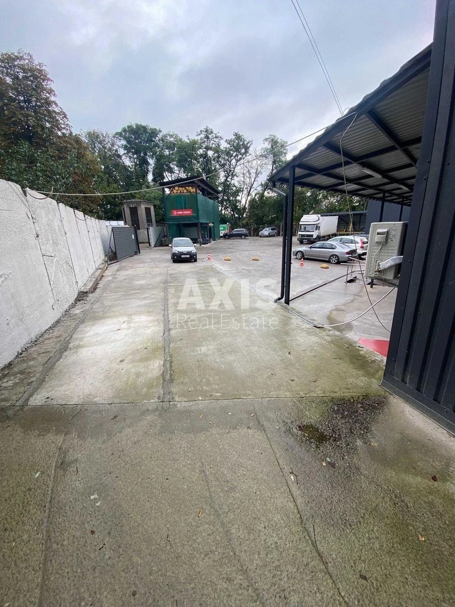 Trade object pr-t Povitroflots'kyj 3, 100m2400081