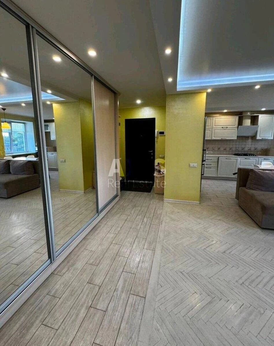 3k apartment vul. Yuriya Shevelova 49/207019812
