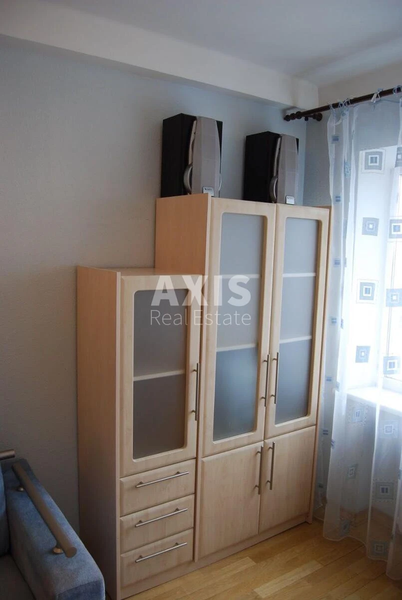 3к квартира ул. Евгения Коновальца 33485439