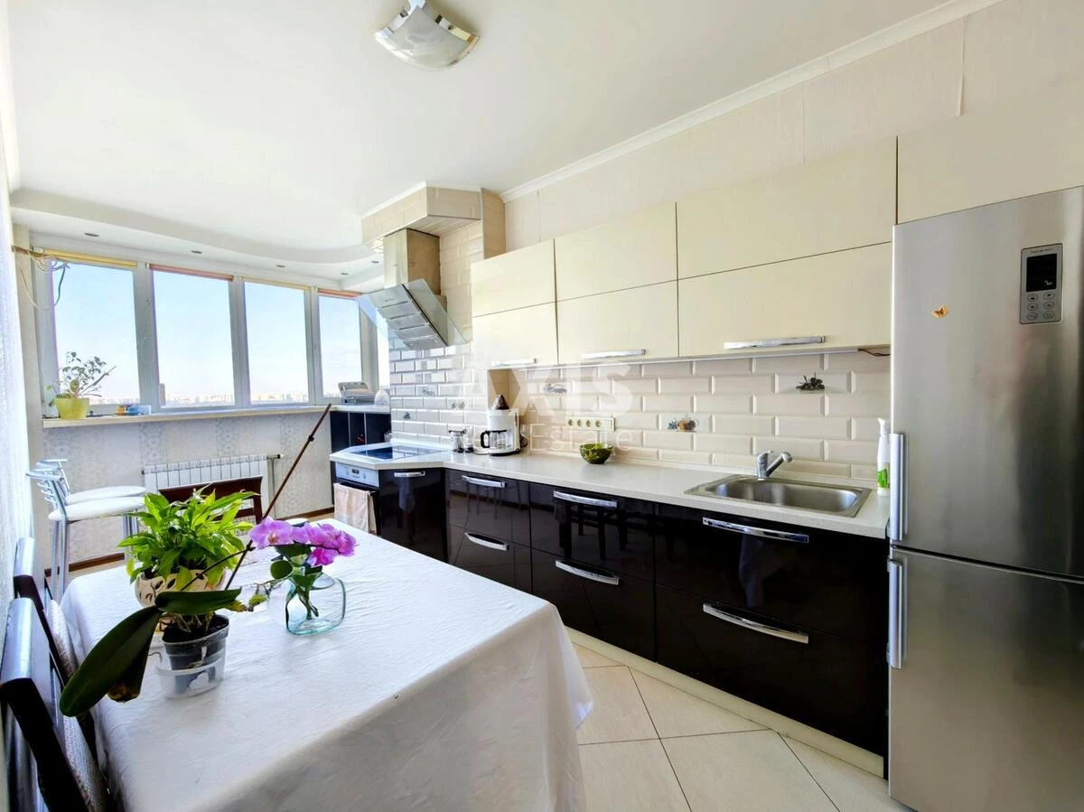 3k apartment vul. Lukretska 369378