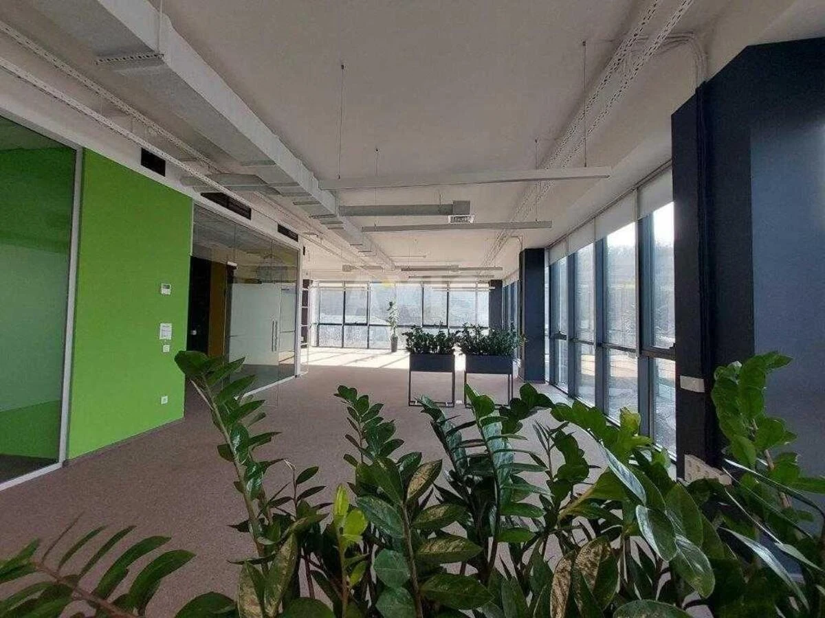 Office vul. Kyrylivs'ka 15А, 684m26629210