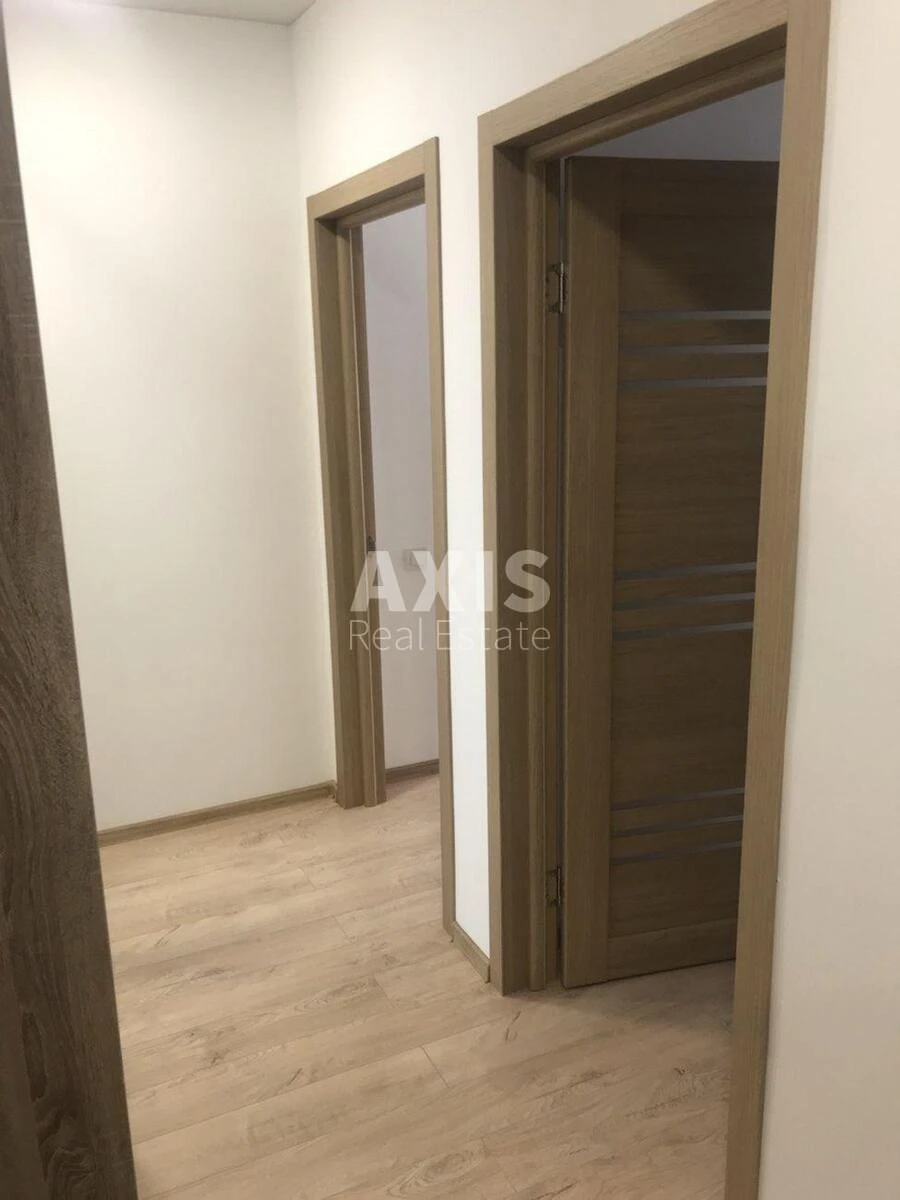 2к квартира ул. Александра Олеся 6Б677699