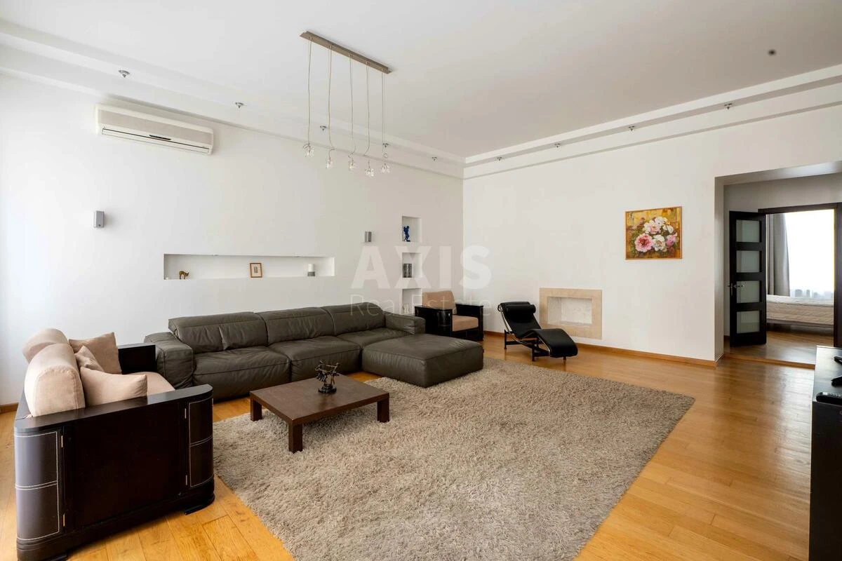 4k apartment vul. Kruglouniversytets'ka 6676680