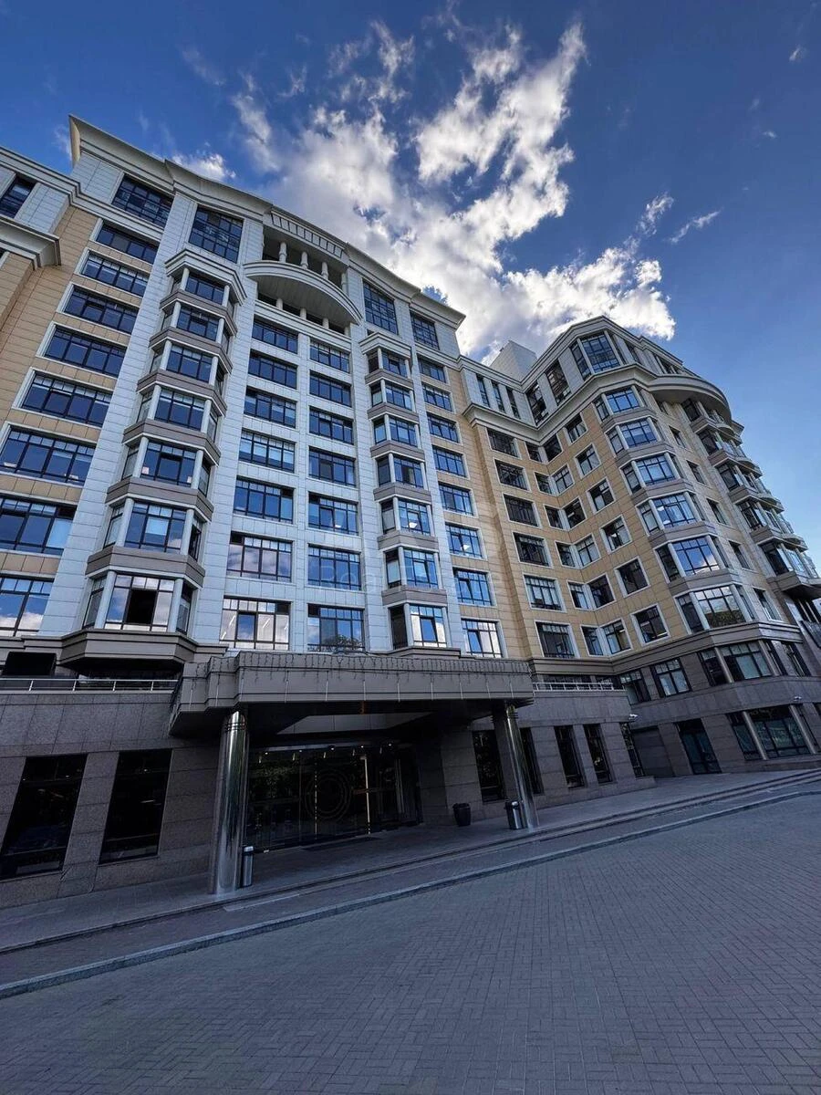 Office vul. Grushevs'kogo Myhajla 9Б, 820m266751