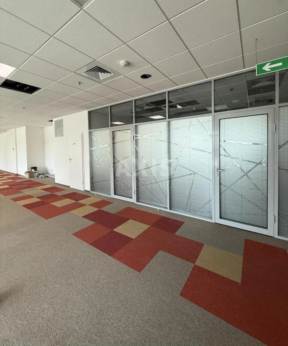 Office pr-t Stepana Bandery 28А, 307m2651073