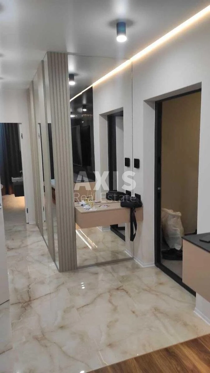 1k apartment vul. Saljutna Two B5672812