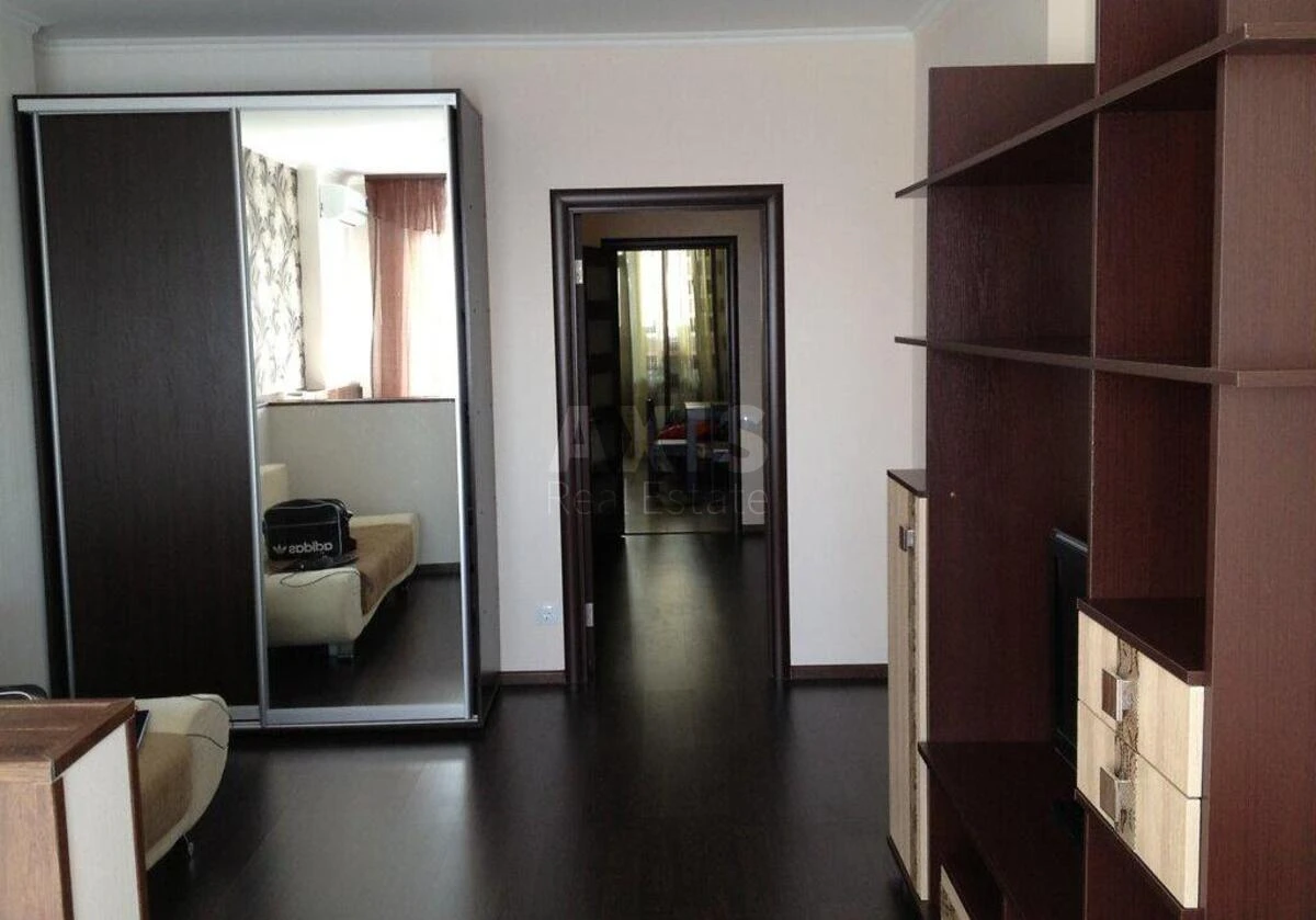 1k apartment pr-t Lobanovs'kogo 150666137