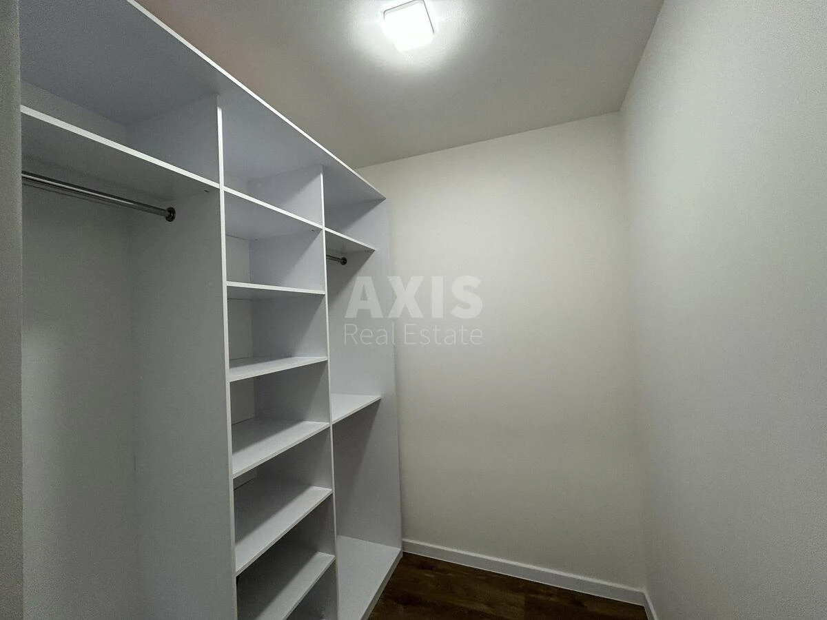 1k apartment nab. Dniprovs'ka 15Є636837