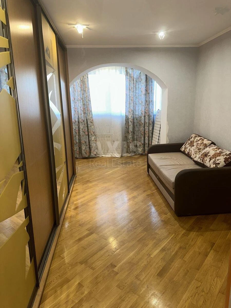 3k apartment vul. Ahmatovoi' Anny 43671086