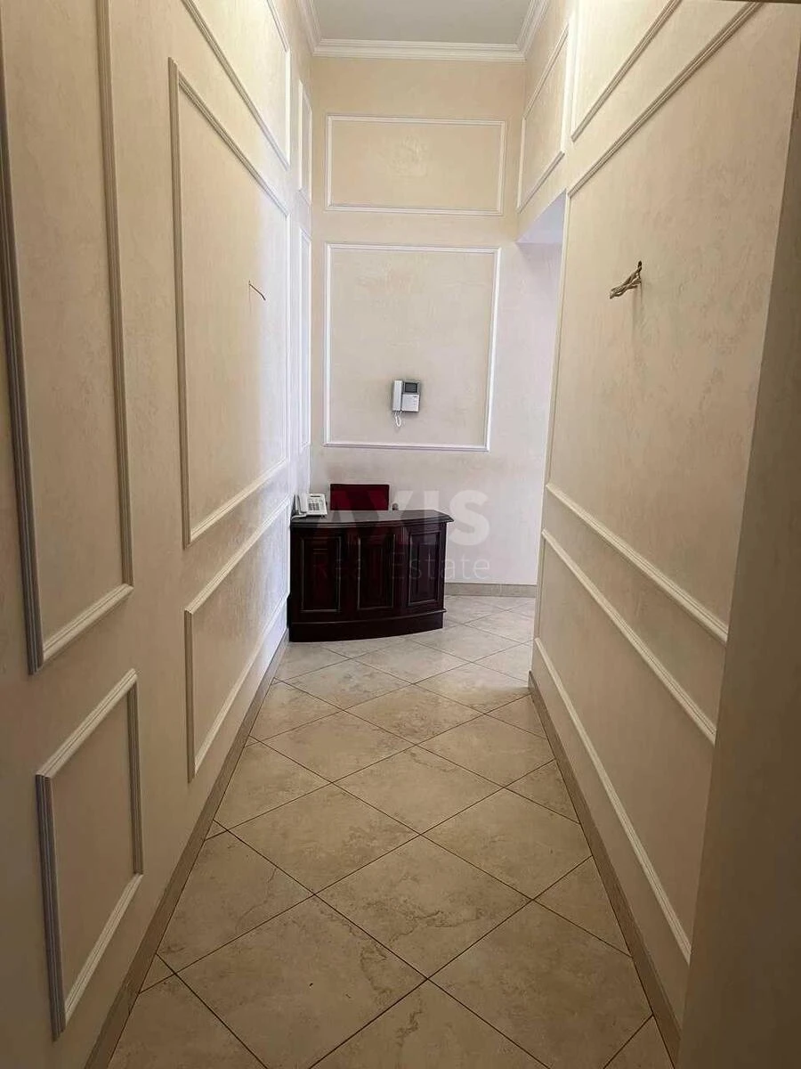 Office vul. Malevycha Kazymyra 31, 182m2585130