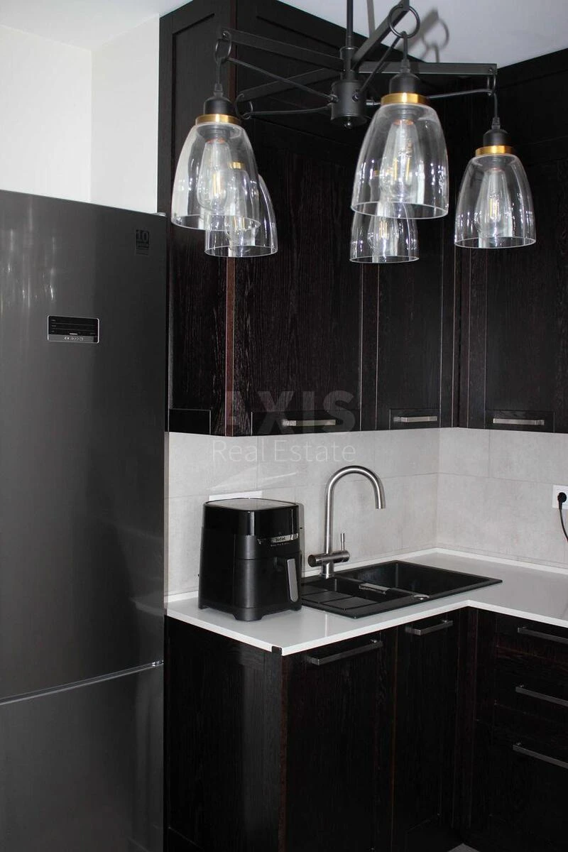 2k apartment pr-t Berestejskij 5Б685380