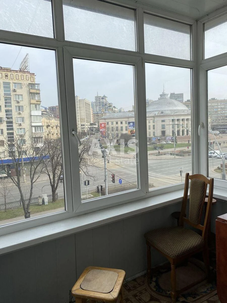 4k apartment pr-t Berestejskij 1696551