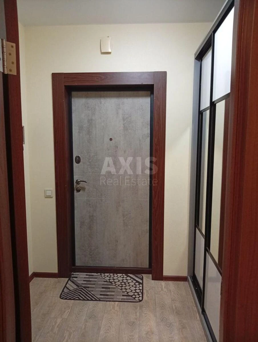 1k apartment vul. Petropavlivs'ka 40716197