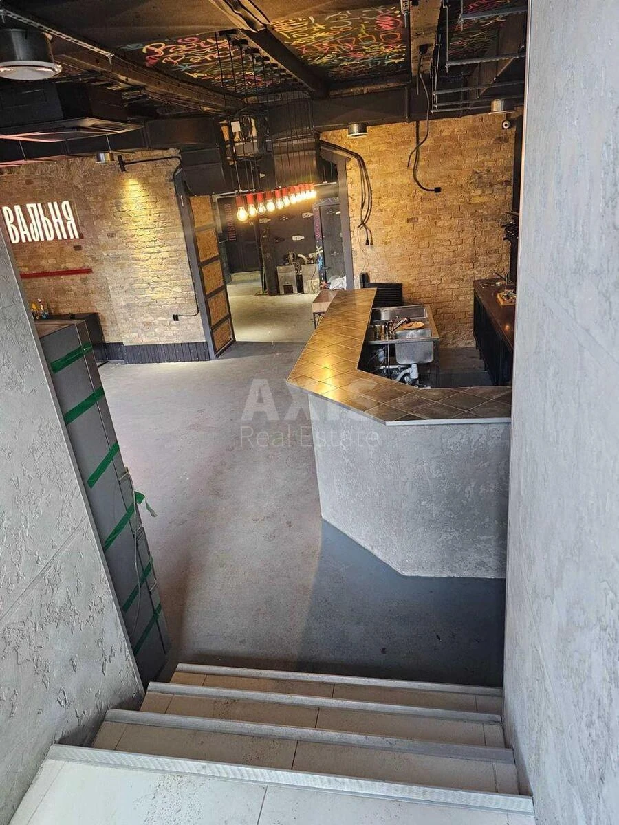 Trade object vul. Saksagans'kogo 112, 140m2672364