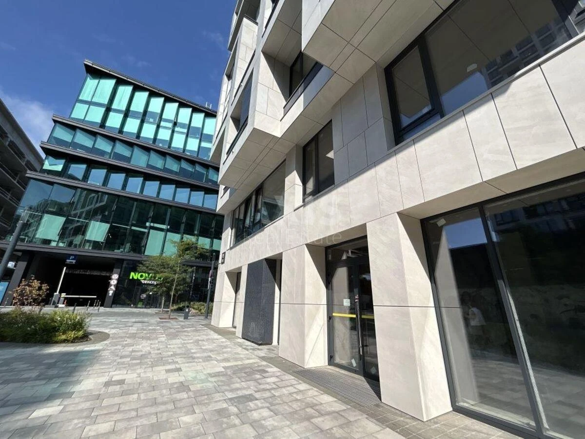 Объект торговли ул. Гарета Джонса 12А, 178м2673280