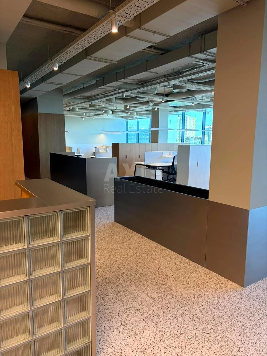 Office vul. Dorogozhyc'ka 3, 591m27050410