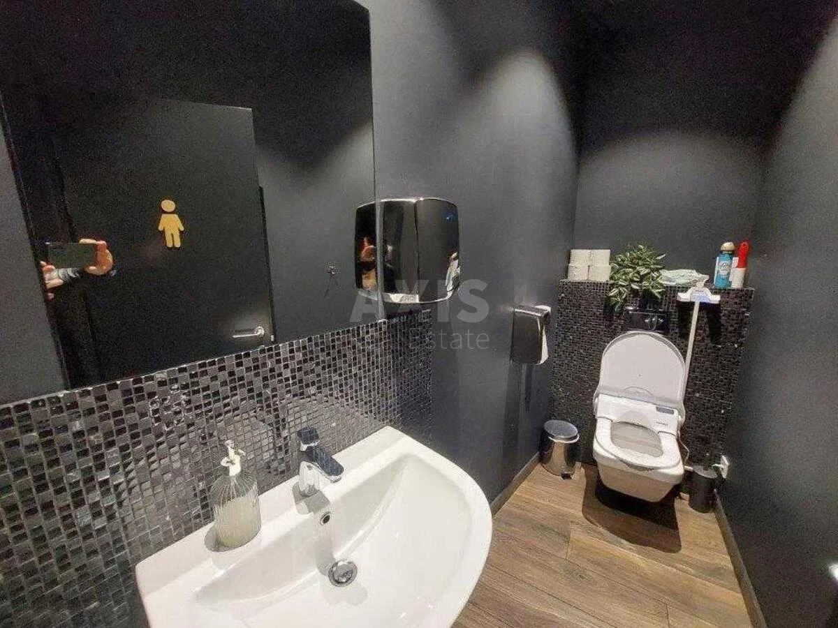 Office vul. Kyrylivs'ka 15А, 684m26629211