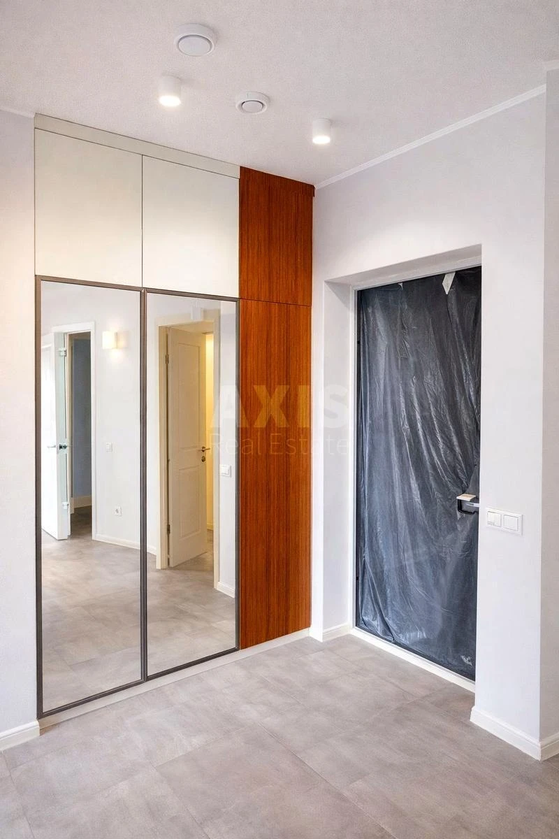 2k apartment vul. Prychal'na 14677406