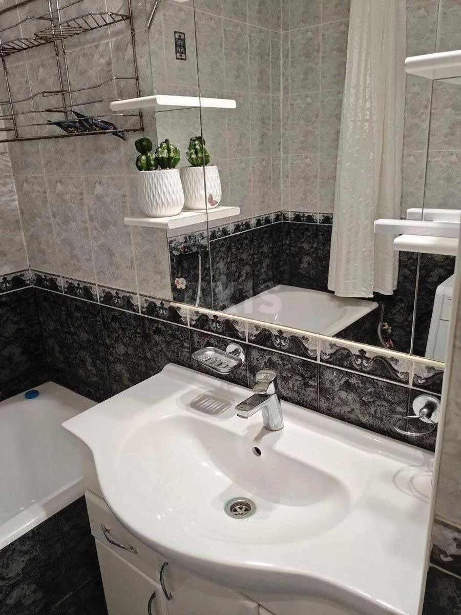 3k apartment vul. Gonchara Olesja 86А7136617