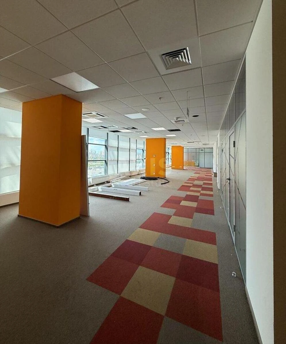Office pr-t Stepana Bandery 28А, 307m2651074