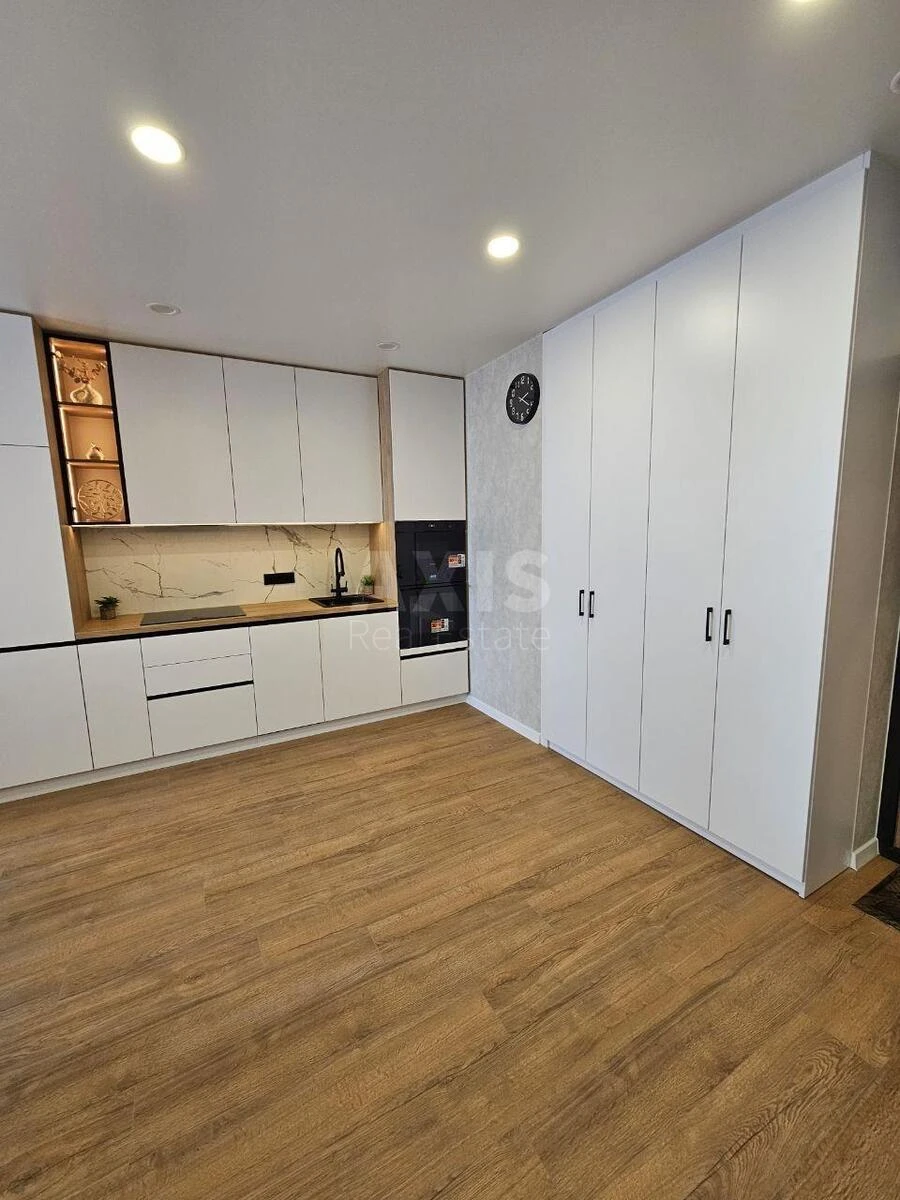 1k apartment vul. Oleksandra Olesja 27А680500
