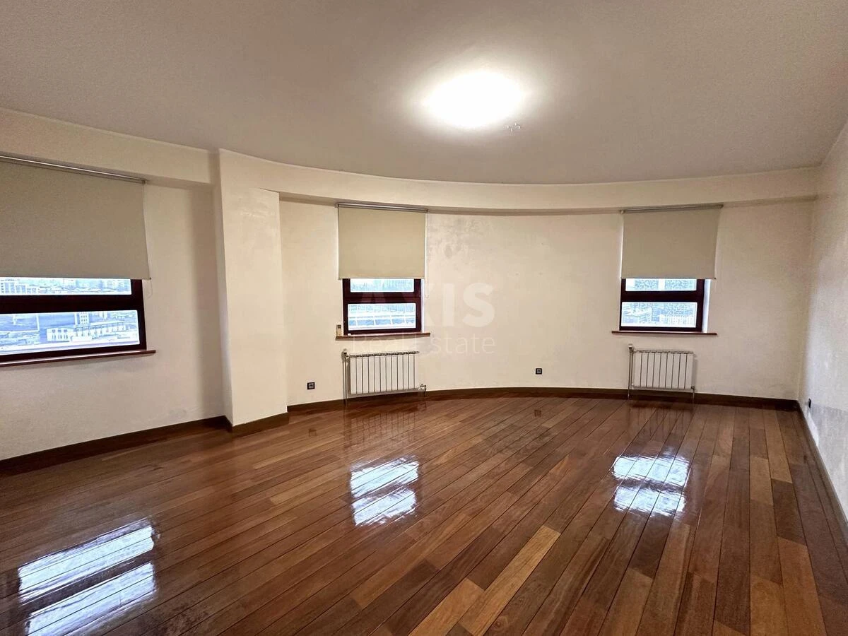 Офис ул. Руставели Шота 44, 200м2697113
