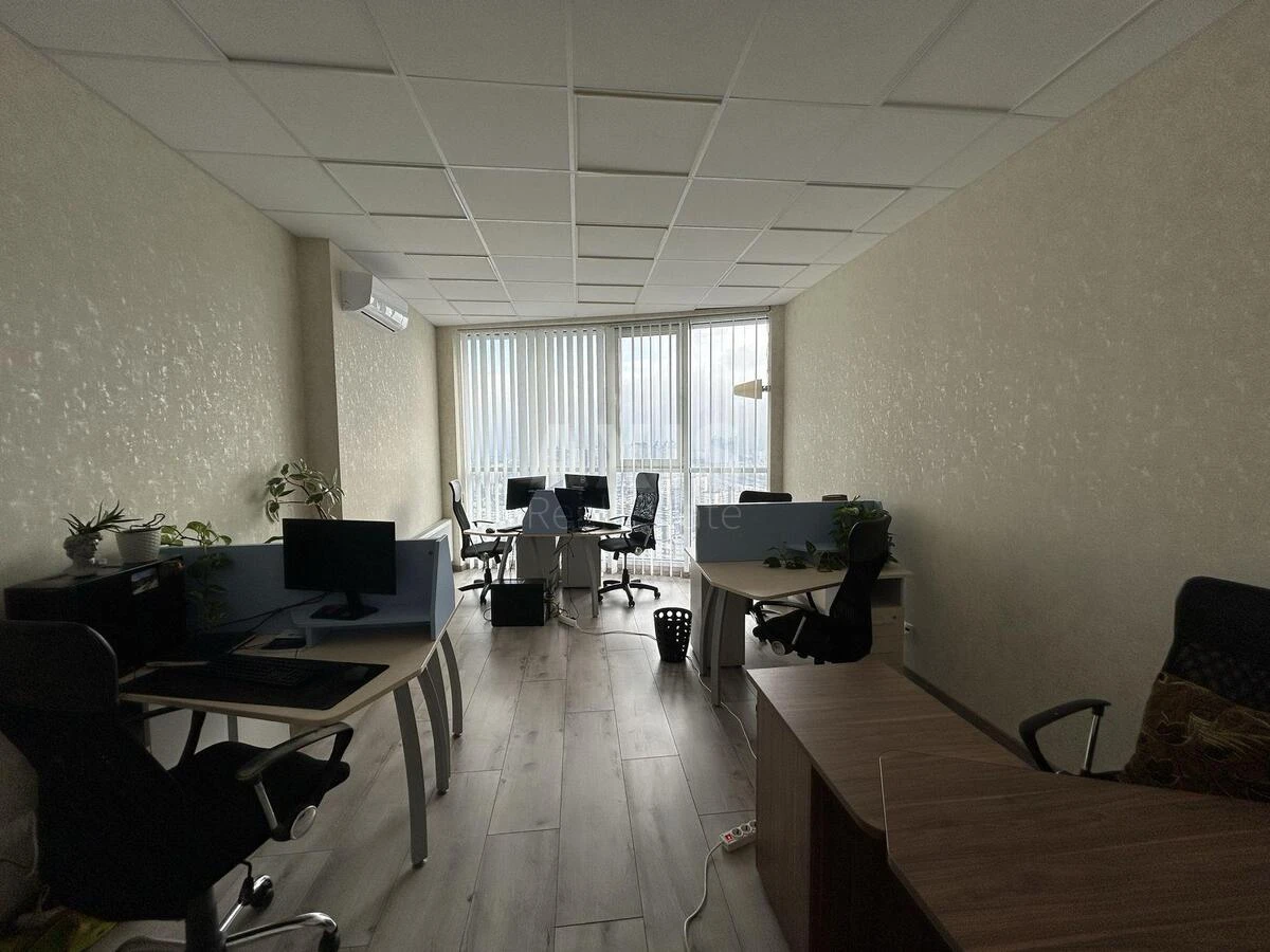 Office vul. Mykil's'ko-Slobids'ka 3Б, 175m2634599