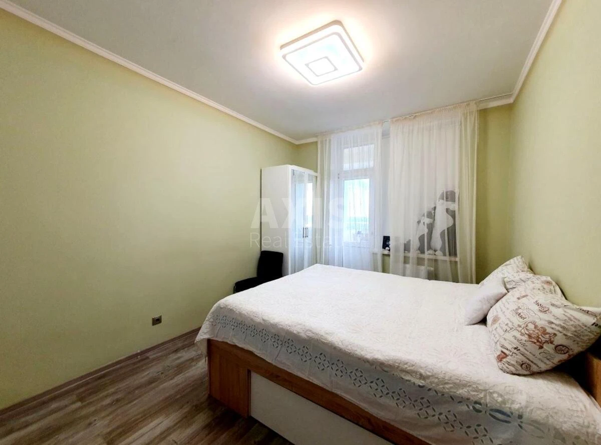 3k apartment nab. Dniprovs'ka 26А655617