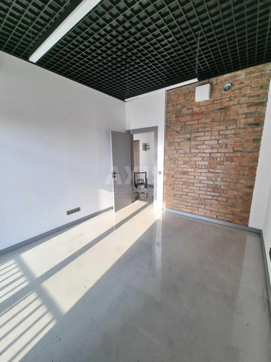 Office vul. Bul'varno-Kudrjavs'ka 15, 80m2670795