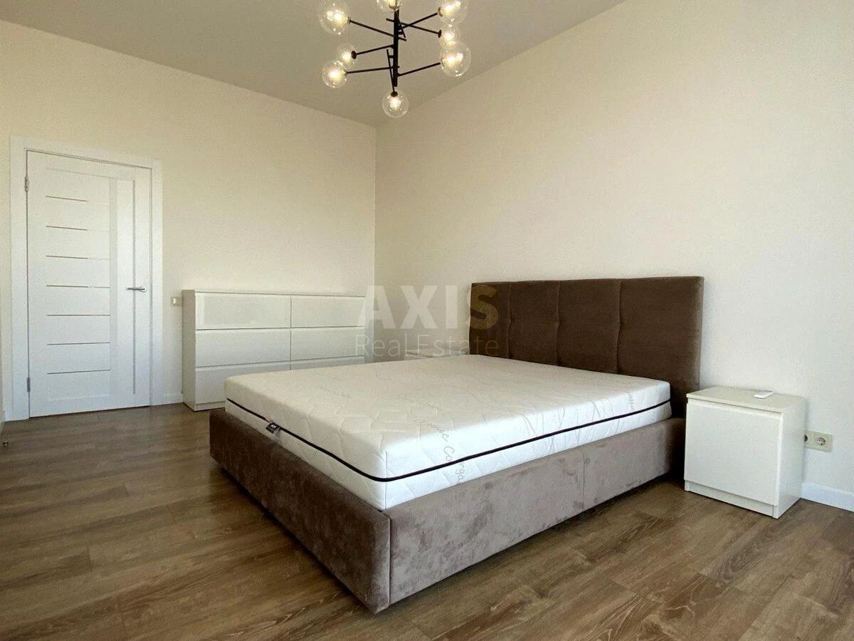 1k apartment vul. Bul'varno-Kudrjavs'ka 15А668515