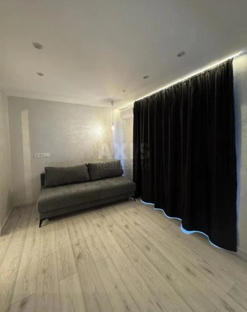 2k apartment vul. Bulahovs'kogo Akademika 1Б670265