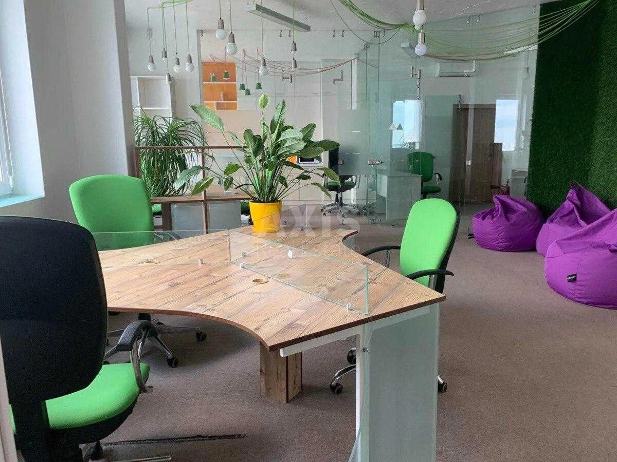 Офис ул. Чавдар Елизаветы 7, 175м2675741