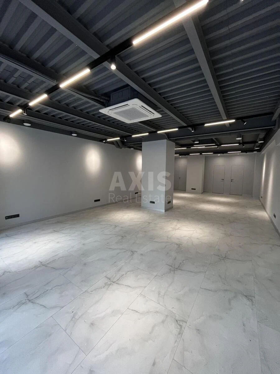 Объект торговли ул. Андрея Верхогляда 14А, 89м2672100