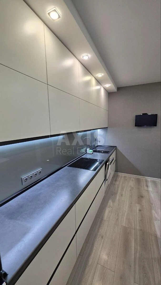 2k apartment vul. Knjazhyj Zaton 9719790