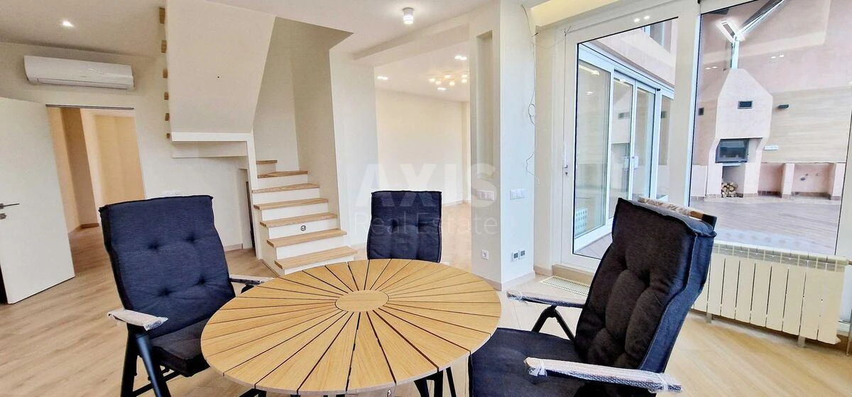 4k apartment nab. Dniprovs'ka 19А600600