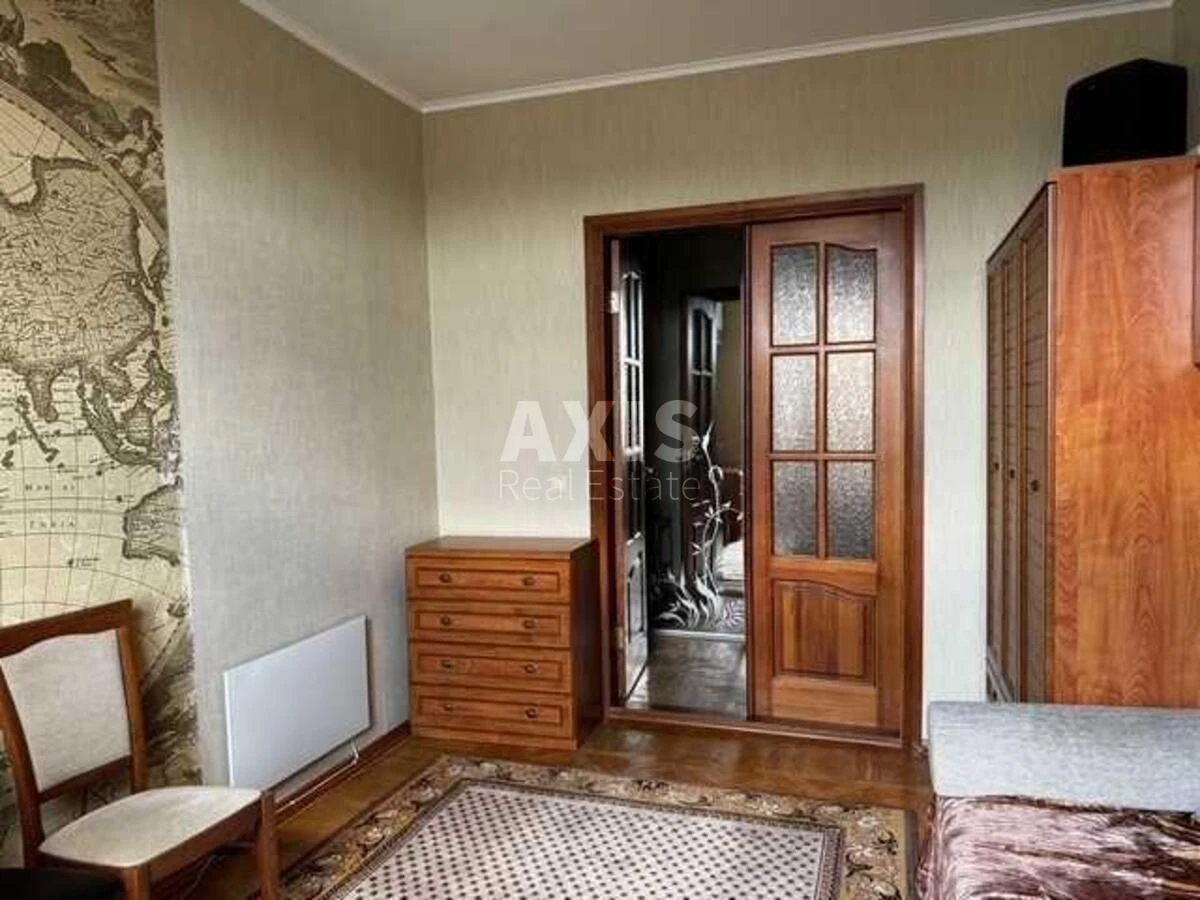 4к квартира ул. Деревлянская 12/425655510