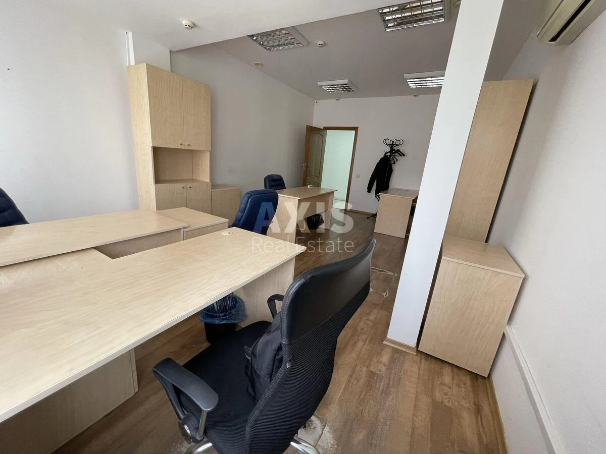 Office vul. Horyva 1А, 117m2546573