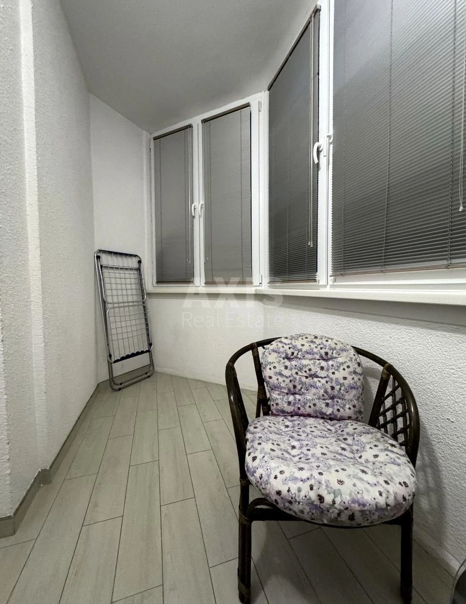 2k apartment vul. Oleny Pchilky 6А6771517