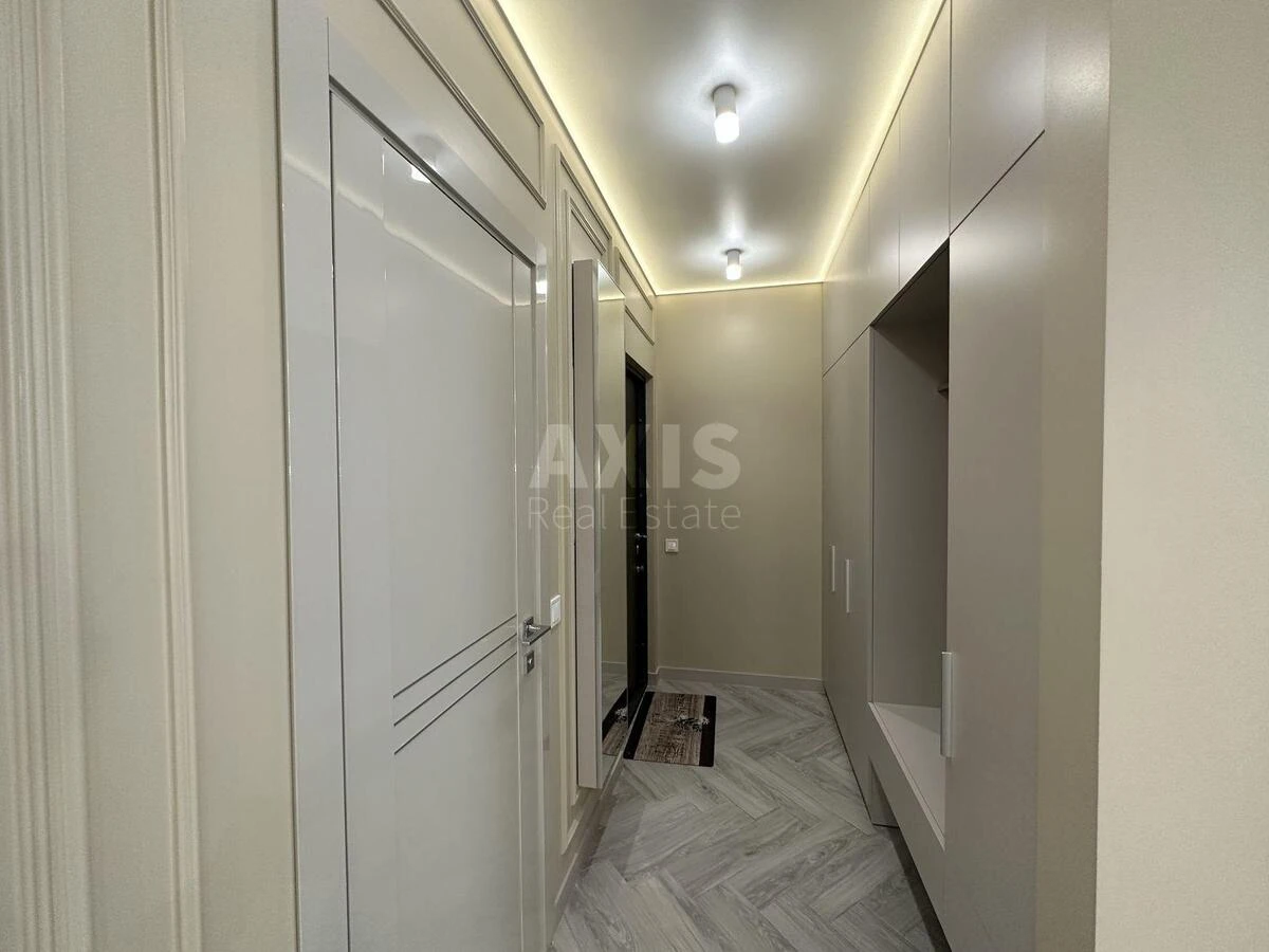 3k apartment nab. Dniprovs'ka 18А6936518