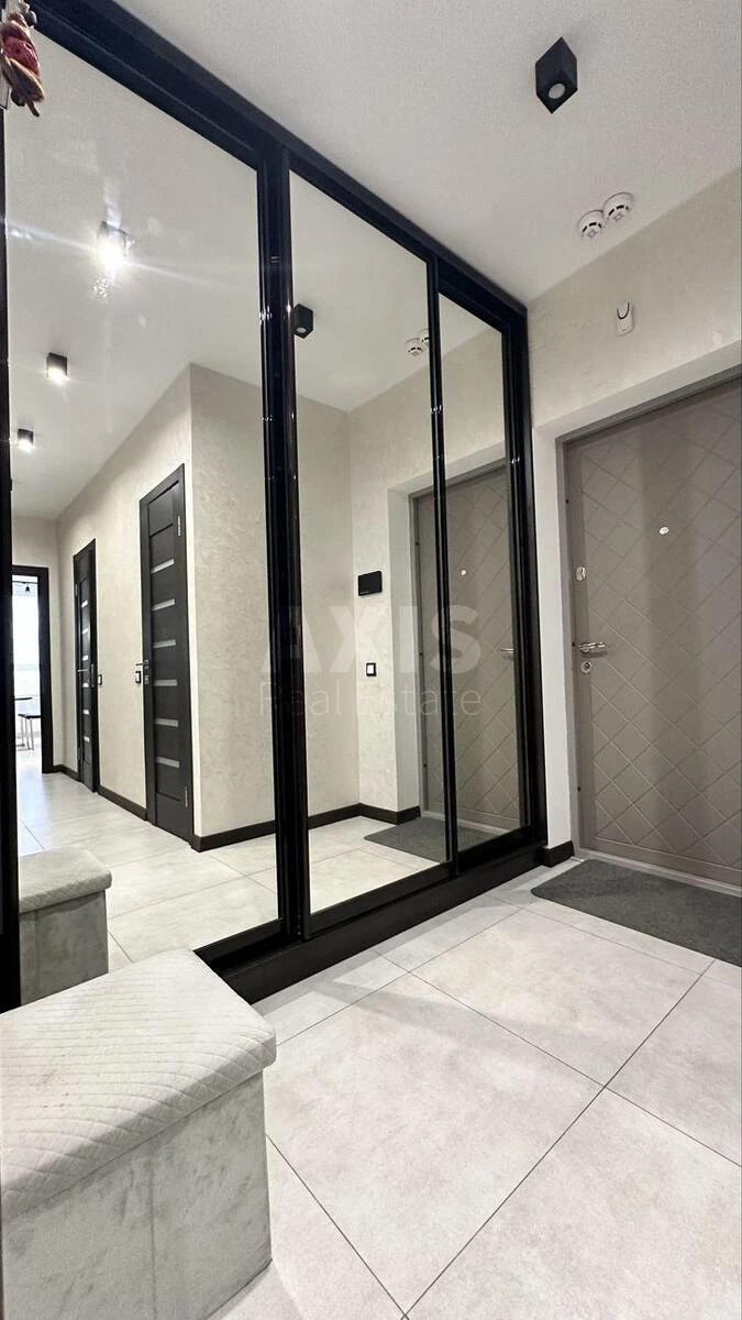 2к квартира ул. Драгоманова 106457211