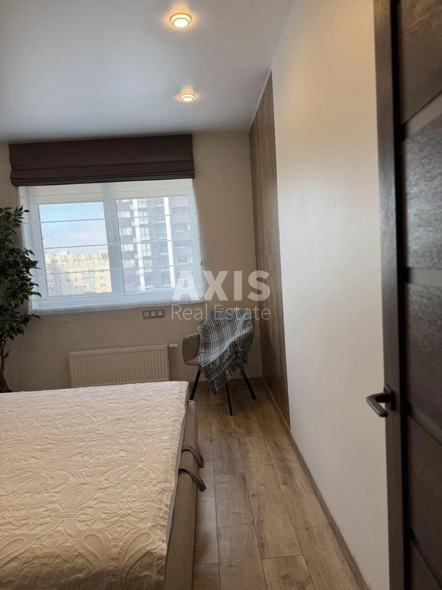 1k apartment pr-t Povitryanykh Syl 56649902