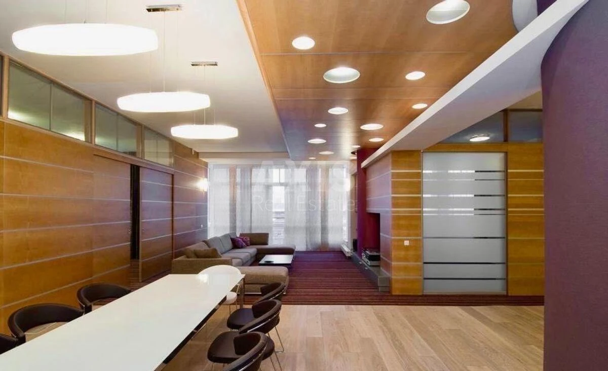 3k apartment vul. Grushevs'kogo Myhajla 9А648130