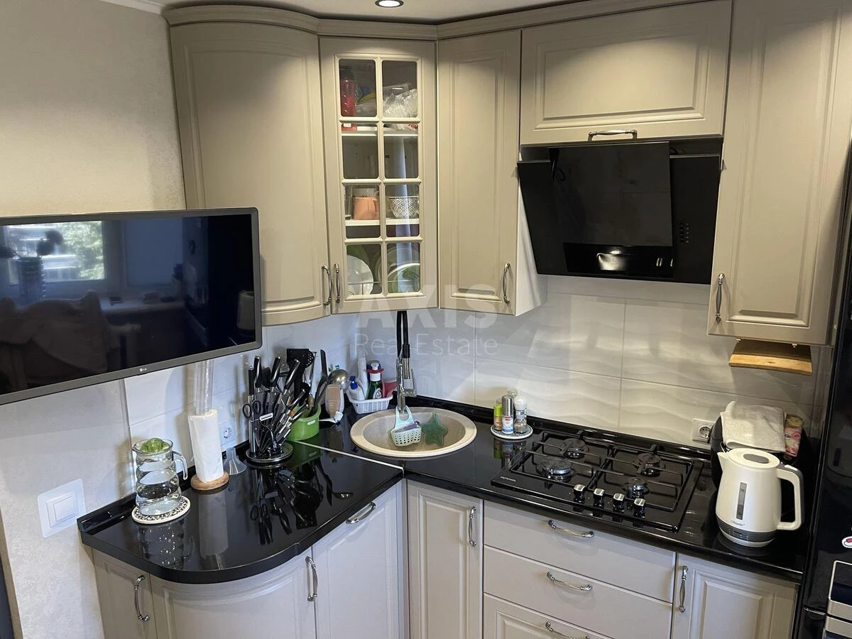 2k apartment vul. Jevgena Konoval'cja 37711560