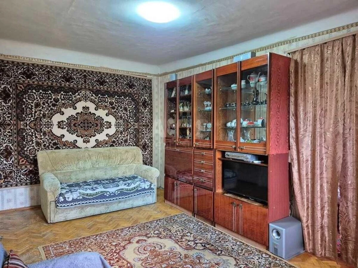 2к квартира пр-т Голосеевский 126622353