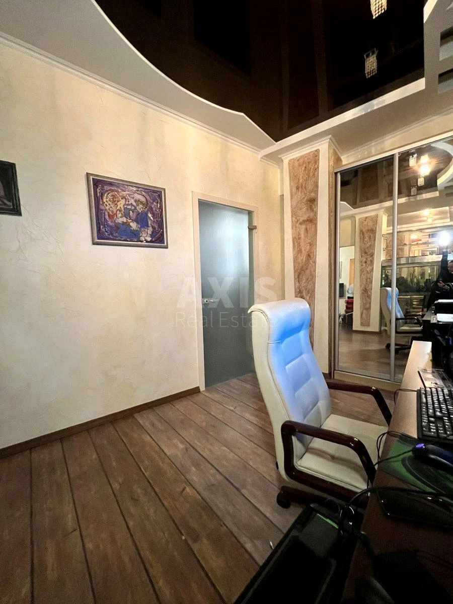 4к квартира ул. Крещатик 25654849