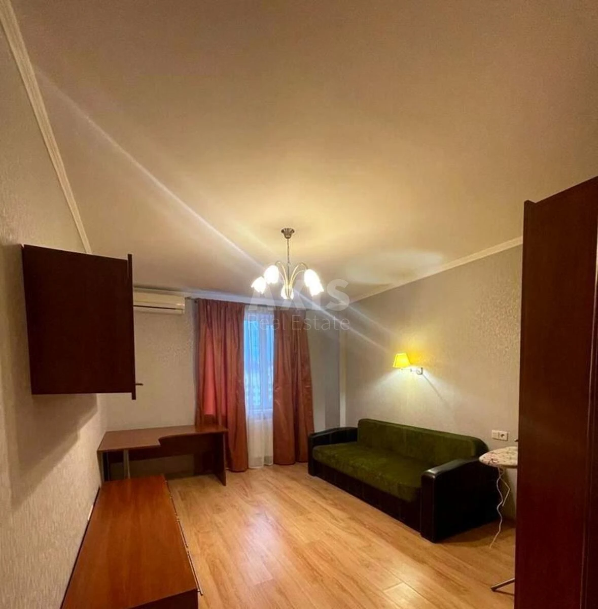 4k apartment vul. Pochajnyns'ka 25/49658318