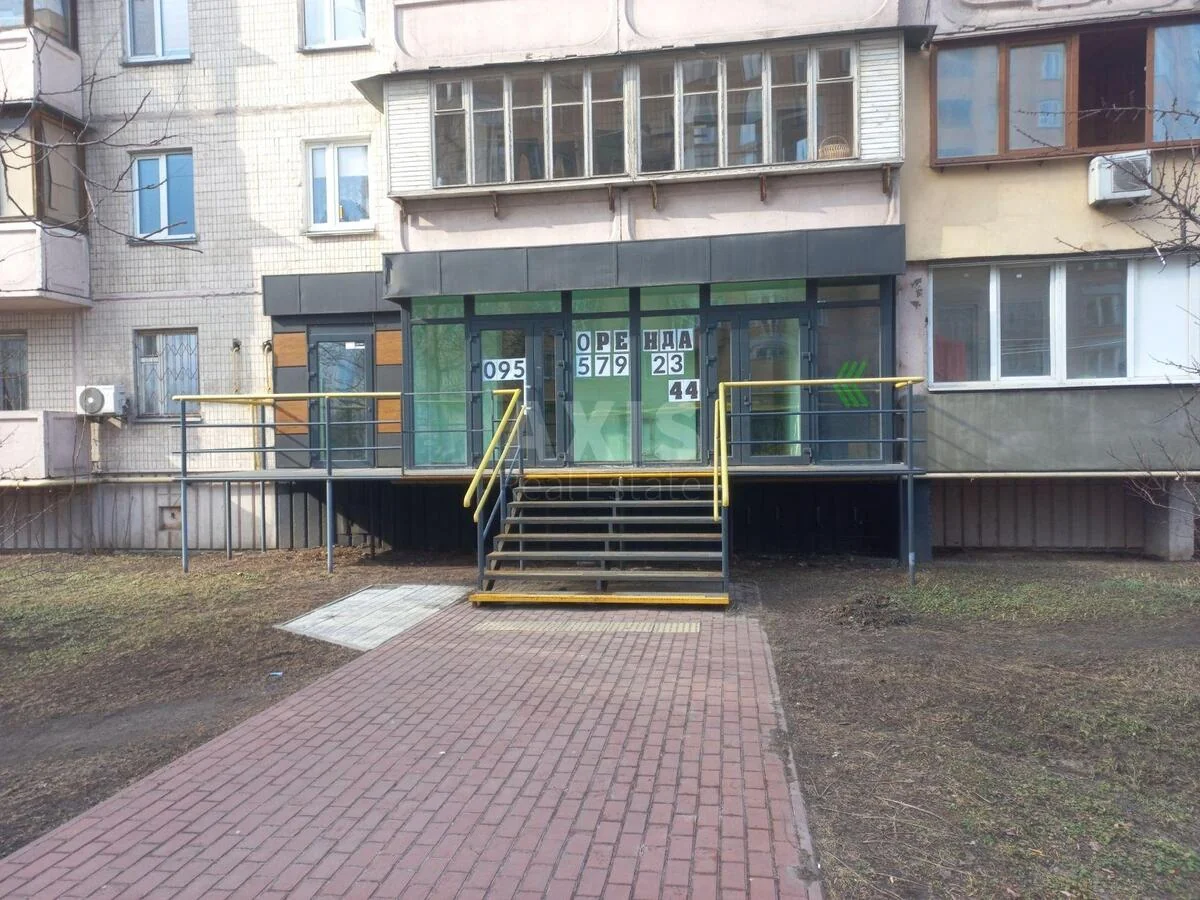 Trade object vul. Knjazhyj Zaton 12, 56m2